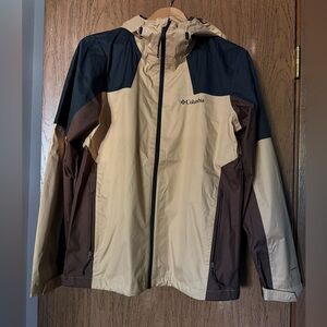 Columbia Men's Beige and Dark Brown Raincoat